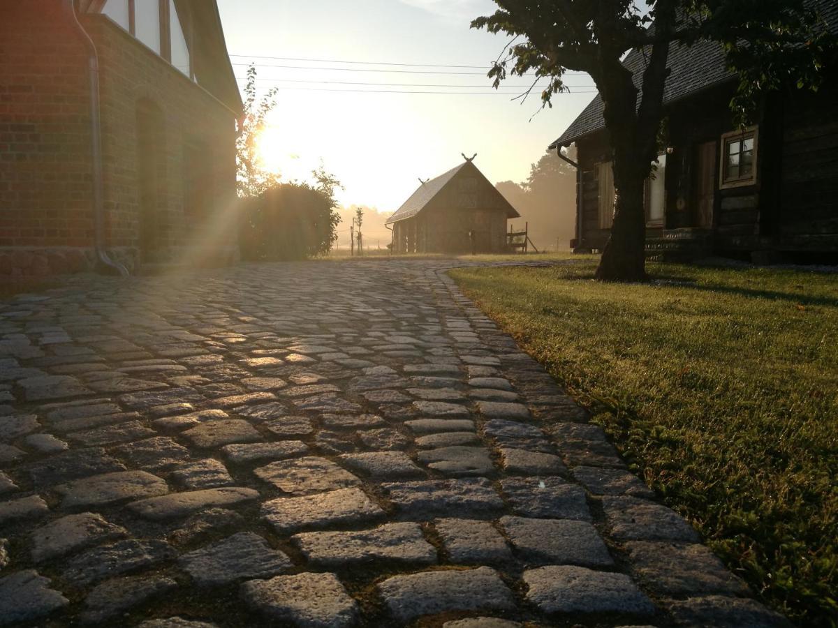 Fh Strowota Villa Kolonie  Buitenkant foto